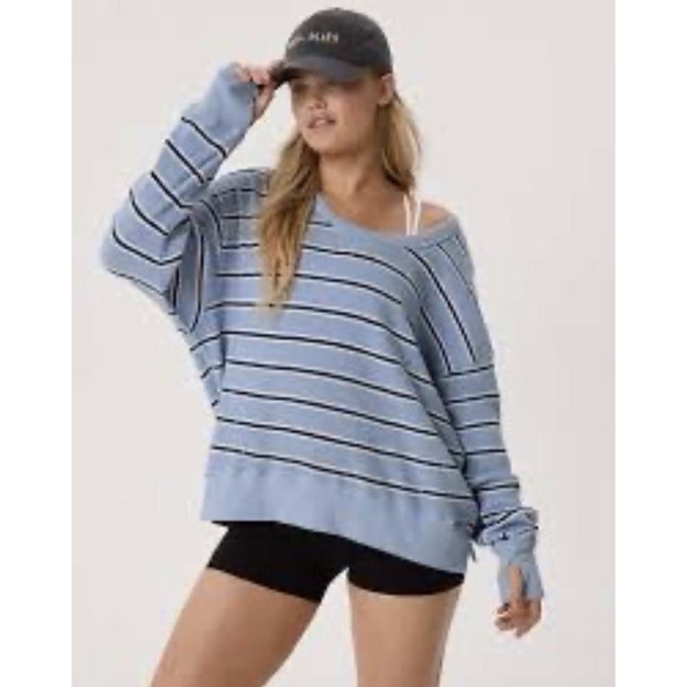 Aerie Offline Burst A Move Waffle Knit Top Womens Size M Blue Oversized Striped
